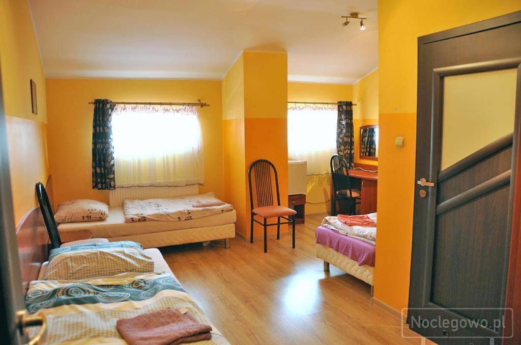 גדינייה Motel Merkury מראה חיצוני תמונה